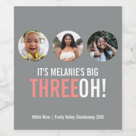 グレーとピンクの30th THREEOH!写真誕生日 ワインラベル (シングルラベル)