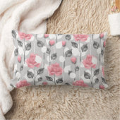 グレーとピンク。花柄 ランバークッション (ブランケット)