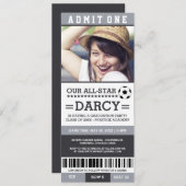 グレーとブラックのサッカー卒業パーティー招待状 招待状 (正面/裏面)