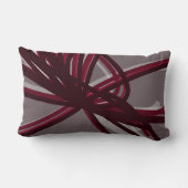 グレーとブルゴーニュの芸術的抽象芸術リボン ランバークッション (裏面)