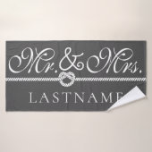 グレーとホワイトのミスター・アンド・ミセス・ローカスタムプ・バス・タオル バスタオル (バスタオル)