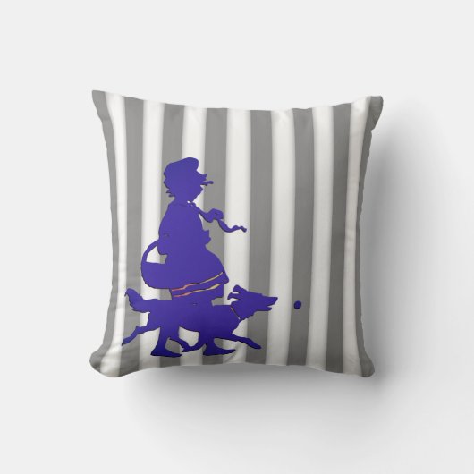 グレーとホワイトストライプの子供とドグブルーシルエット クッション (正面)