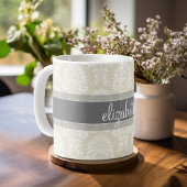 グレーとリネンのヴィンテージダマスクパターン（名前） コーヒーマグカップ