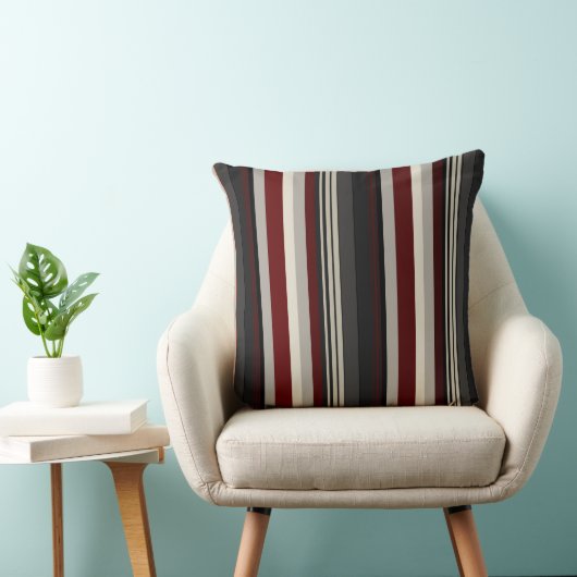 グレーとレッズストライプ装飾用クッション クッション (椅子)