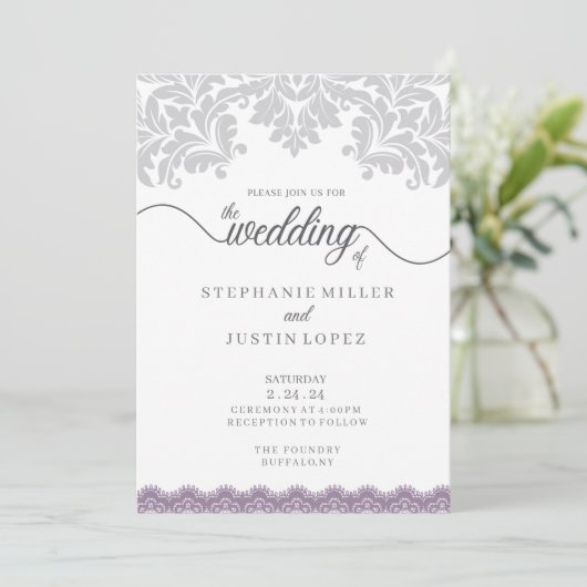 グレーと埃っぽい紫のスクロール結婚式招待状 招待状 (スタンド正面)