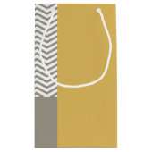 グレーと白のシェブロン結婚シックと名前 スモールペーパーバッグ (裏面)