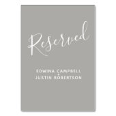 グレーと白のスクリプト文字テーブル予約済み テーブルナンバー (正面)