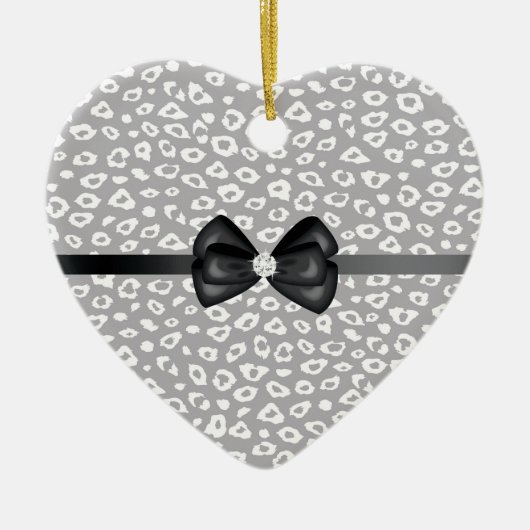 グレーと白のヒョウのプリント(弓つき) セラミックオーナメント (正面)