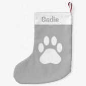 グレーと白の犬の手のシルエットと名前をカスタムする スモールクリスマスストッキング (裏面)