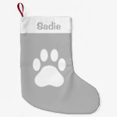 グレーと白の犬の手のシルエットと名前をカスタムする スモールクリスマスストッキング (正面)