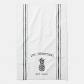 グレーと白パイン素朴アップルパーソナライズされた キッチンタオル (縦)