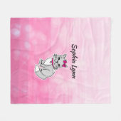 グレーと白パーソナライズされた猫ガールズピンク フリースブランケット (正面(横))