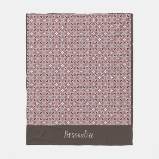 グレーと茶色のパタモダンーンのパーソナライズ フリースブランケット (正面)