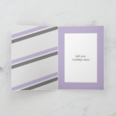 グレーと薄紫の写真と名前の子供の誕生日 カード (内部)