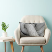 グレーと黒の布のソファ ランバークッション (椅子)