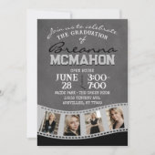 グレーと黒の黒板フォトフィルムストリップ卒業 招待状 (正面)