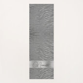 グレーに輝くシルバーゼブラパーソナライズされたプリント ヨガマット (正面)