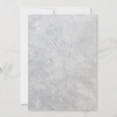 グレーのコンクリートとパープルのウェディング セーブ・ザ・デート 招待状 (裏面)