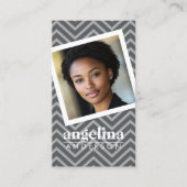 グレーのシェブロン模様の名前をカスタムする 名刺 (正面)