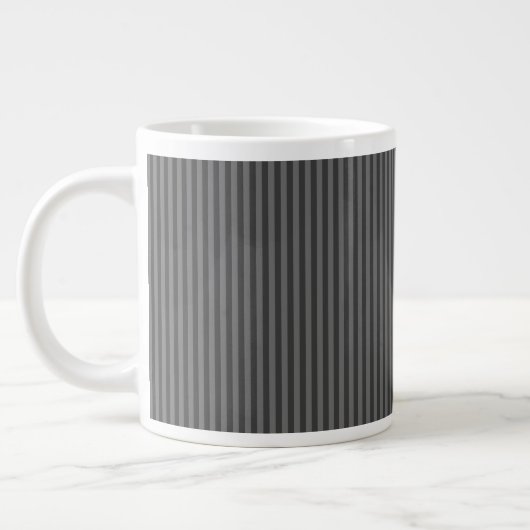 グレーのストライプ ジャンボコーヒーマグカップ (左)