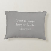 グレーのセフィラの影を今日数えるアラーム アクセントクッション (裏面)