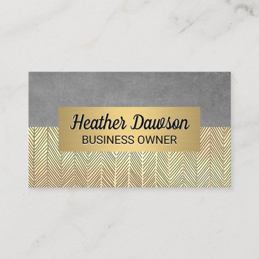 グレーのテクスチャと金ゴールドの手書き線 名刺 (正面)