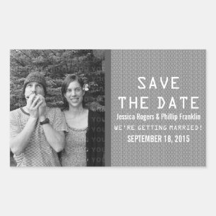 グレーのバイナリコード写真Save the Date Stickers 長方形シール