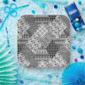 グレーのパッチワークパッチワークパターン ペーパープレート (パーティー)