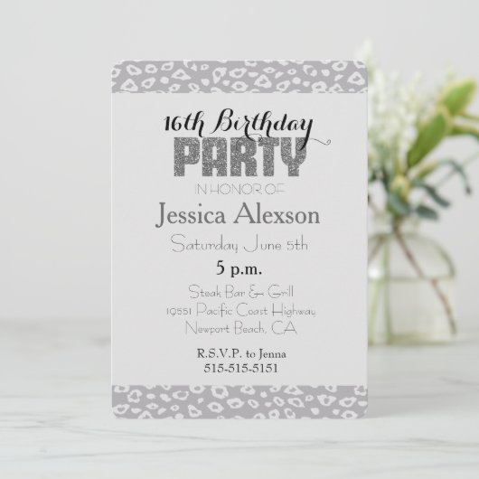 グレーのヒョウ柄 16歳の誕生日 招待状 (スタンド正面)