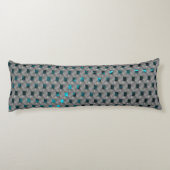 グレーのプレート、四角形の下のシアンの画像 ボディピロー (裏面)