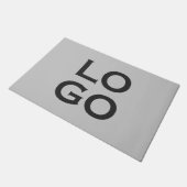 グレーの会社またはカスタムビジネスのロゴ ドアマット (アングル)