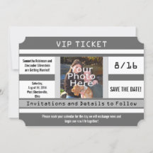 グレーの写真付きチケット Save the Date ウェディングカード