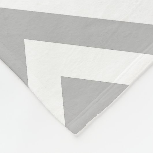 グレーの山形模様 フリースブランケット (角)