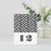 グレーの幾何三角形テーブルはがき ポストカード (スタンド正面)