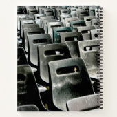 グレーの椅子 ノートブック (裏面)