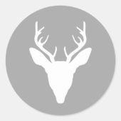 グレーの白い鹿の頭のシルエット ラウンドシール (正面)