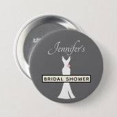 グレーの背景にエレガントな白のドレス - おしゃれなブライズシャワー 缶バッジ (正面&裏面)
