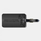 グレーの背景に黒いフローラレース ラゲッジタグ (裏面横)