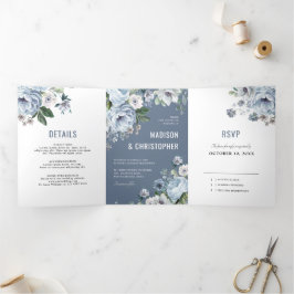 グレーの色合いのダスティーブルー ウィンター ラスティック ウェディング トリ 三つ折り案内状