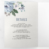 グレーの色合いのダスティーブルー ウィンター ラスティック ウェディング トレンド 三つ折り案内状 (内部最初)