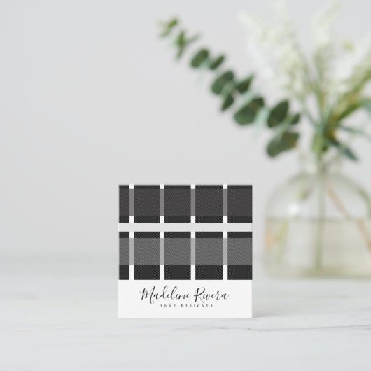 グレーの黒い線のシェイプタータンチェックパターン スクエア名刺 (スタンド正面)