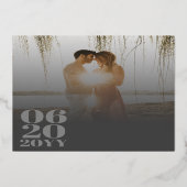 グレーはっきりしたミニマル型結婚写真 箔招待状 (裏面)