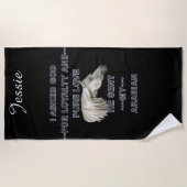 グレーアラビアンウマパーソナライズされた ビーチタオル (正面)