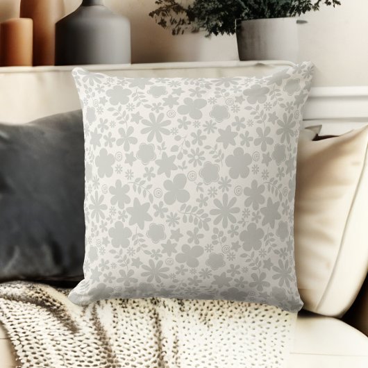 グレーアンドベージュクリームカラーフローラソファ クッション