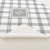 グレーアンドホワイトファームハウスタータンチェックプレイドアンドモノグラム シェルパブランケット (3/4)