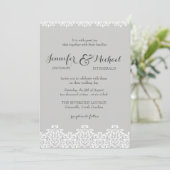 グレーアンドホワイトレースエレガントウェディング招待状 招待状 (スタンド正面)