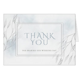 グレーウィローブランチとほこりっぽいブルーウォーター色