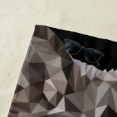 グレーウルフジオメトリックポートレート ビーチタオル (インサイチュ)