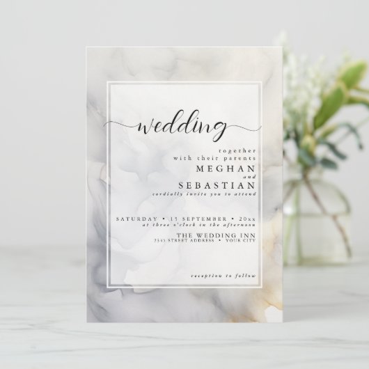 グレーエレガントおよび淡い色の金ゴールドソフトクラウド 招待状 (スタンド正面)