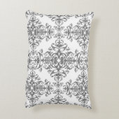 グレーエレガントとホワイトのフローラヴィンテージスタイルダマスク アクセントクッション (裏面(縦))